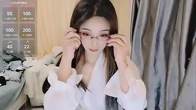 Snapshot of Ti_amo_UU chatting on 02.11.25 Ti amo UU online show from 02.11.25