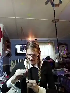 beelzebubblesxo online show from 10.29.25