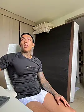 Snapshot of sendfer chatting on 02.20.26 sendfer online show from 02.20.26