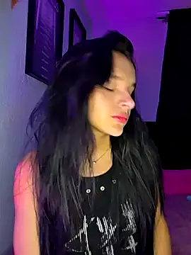  shantal smith online show from 04.26.26