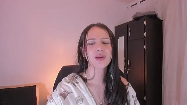 MELISSA ALVAREZ online show from 12.23.24
