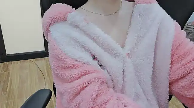 Kemmy babe20 online show from 01.14.25