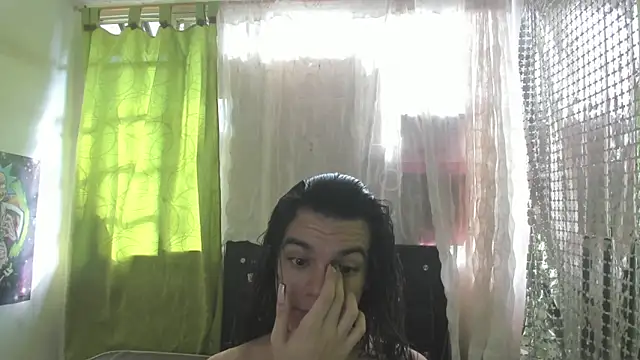 Snapshot of Megan_Miles02 chatting on 01.15.25 Megan Miles02 online show from 01.15.25