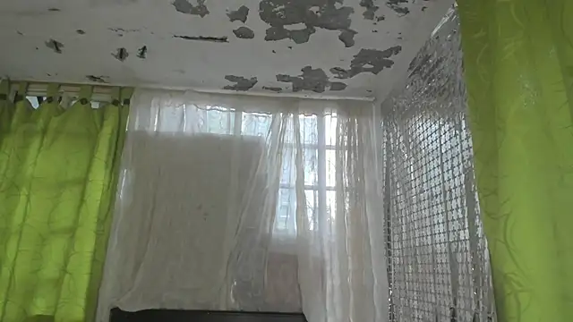 Snapshot of Megan_Miles02 chatting on 01.16.25 Megan Miles02 online show from 01.16.25