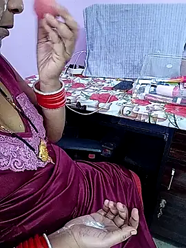 Snapshot of reemacouple007 chatting on 06.07.26 reemacouple007 online show from 06.07.26