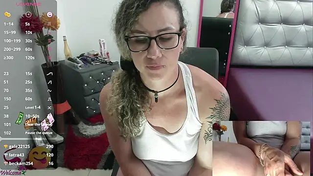 ViickySexy online show from 03.10.25