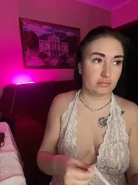 Roxana Bell online show from 01.31.25