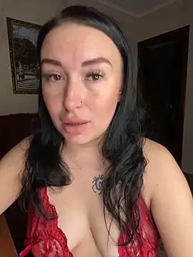 Roxana Bell online show from 10.21.25