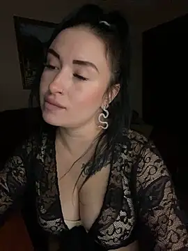 Roxana Bell online show from 10.24.25