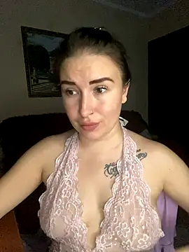 Roxana Bell online show from 11.12.25