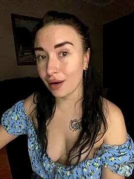 Roxana Bell online show from 11.25.25