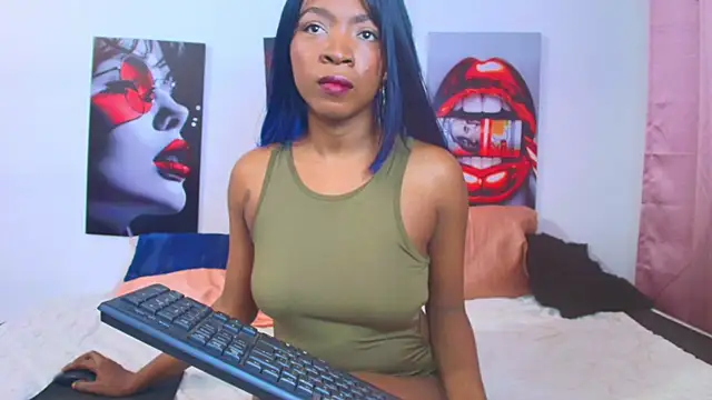 Snapshot of lexy_thomsom chatting on 12.16.25 lexy thomsom online show from 12.16.25