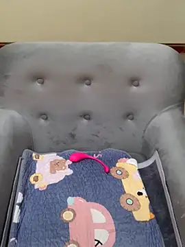 Snapshot of Linda-Mora chatting on 03.08.25 Linda-Mora online show from 03.08.25