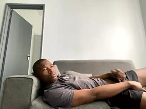 liluxxx32 online show from 01.19.26