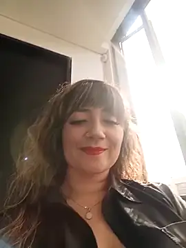 Snapshot of tata_laima__ chatting on 06.10.26 tata laima online show from 06.10.26