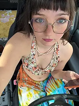 urpuppymoon online show from 01.16.26