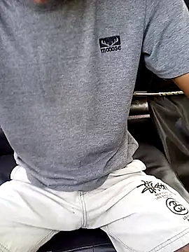 Snapshot of DulajThushara2468 chatting on 02.25.26 DulajThushara2468 online show from 02.25.26