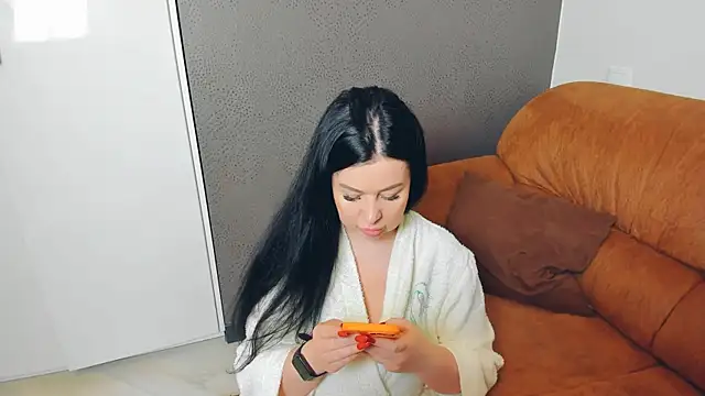 LayaFlow online show from 02.08.26