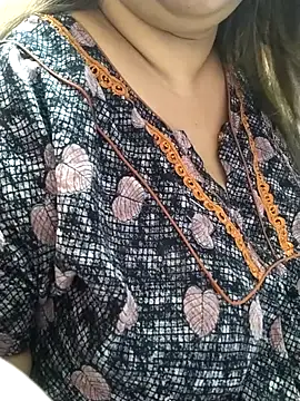 Ravina patil1 online show from 02.25.25