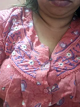 Ravina patil1 online show from 03.04.25