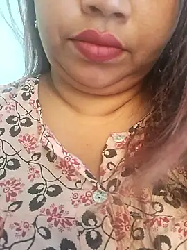 Snapshot of Ravina_patil1 chatting on 03.16.26 Ravina patil1 online show from 03.16.26