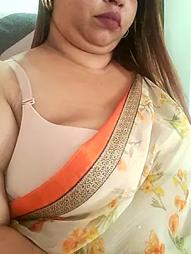 Snapshot of Ravina_patil1 chatting on 06.27.26 Ravina patil1 online show from 06.27.26