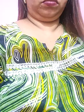 Snapshot of Ravina_patil1 chatting on 07.20.26 Ravina patil1 online show from 07.20.26