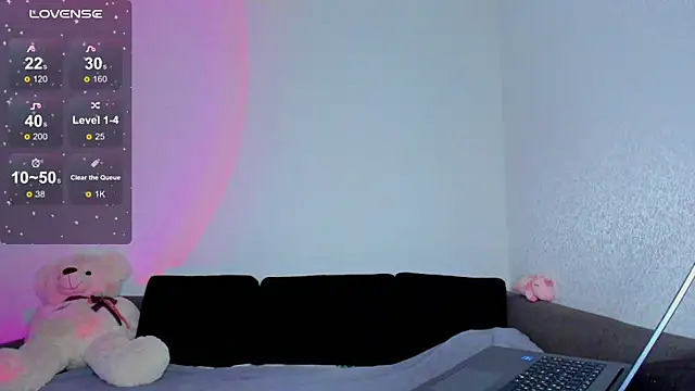 misspollywow online show from 09.19.25