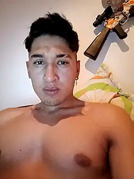 Snapshot of johan_l_ chatting on 02.20.26 johan l online show from 02.20.26