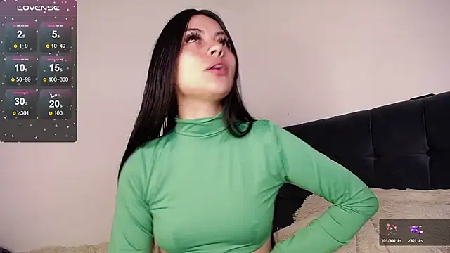 Snapshot of nea-w chatting on 12.04.24 nea-w online show from 12.04.24