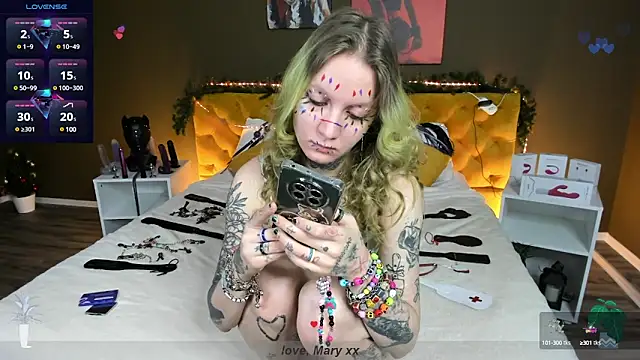 Mary Xextra online show from 01.11.25