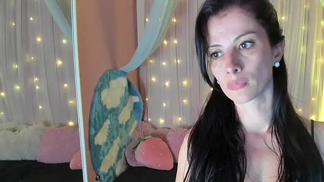 Snapshot of Aliiz_01 chatting on 12.09.24 Aliiz 01 online show from 12.09.24