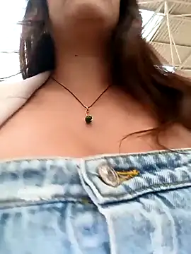 Snapshot of Lena-32 chatting on 02.10.26 Lena-32 online show from 02.10.26