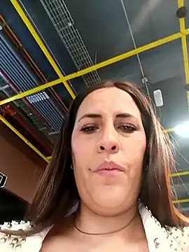 Snapshot of Lena-32 chatting on 03.04.26 Lena-32 online show from 03.04.26