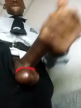 Snapshot of moro28vergon chatting on 03.11.25 moro28vergon online show from 03.11.25