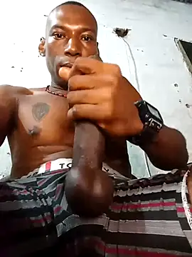 Snapshot of moro28vergon chatting on 03.19.25 moro28vergon online show from 03.19.25