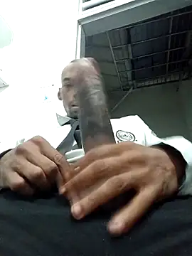 Snapshot of moro28vergon chatting on 09.11.25 moro28vergon online show from 09.11.25