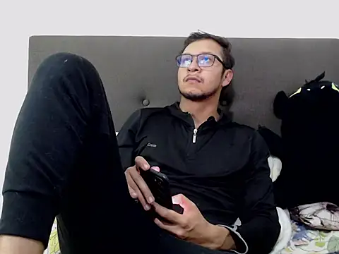 andy loverxx online show from 02.04.26