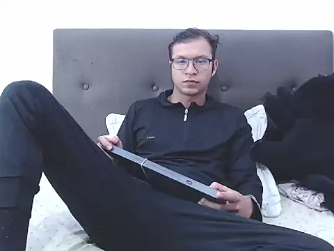 Snapshot of andy_loverxx chatting on 02.07.26 andy loverxx online show from 02.07.26