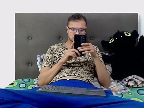 Snapshot of andy_loverxx chatting on 02.22.26 andy loverxx online show from 02.22.26