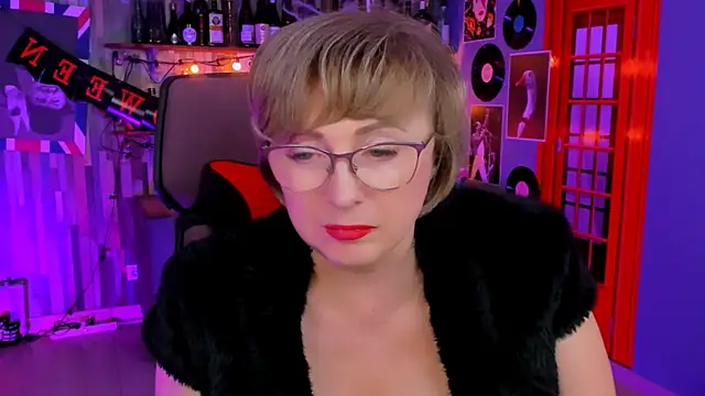 sugar vivien online show from 10.28.25