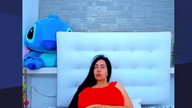 HorniestMilf online show from 01.26.25