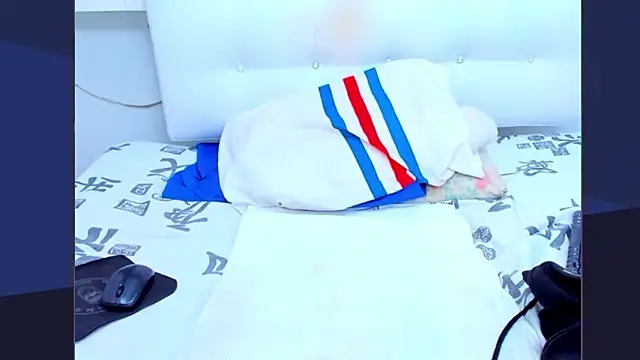 HorniestMilf online show from 01.26.25