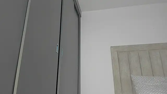 JulianRose 1 online show from 06.28.26