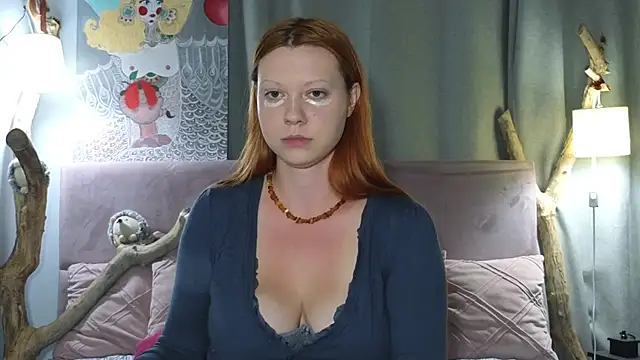 Snapshot of MileyMiller chatting on 07.22.26 MileyMiller online show from 07.22.26