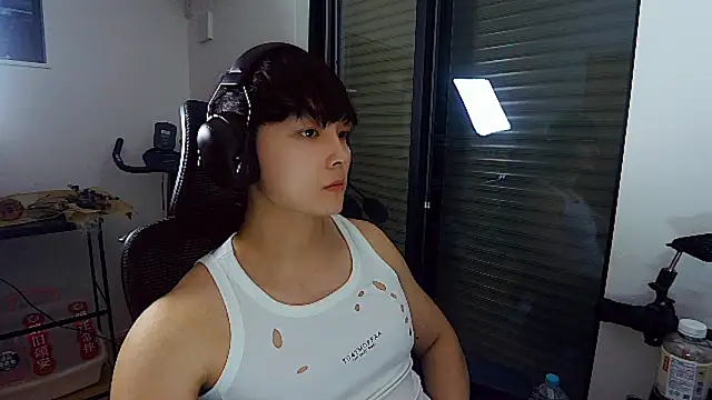 Snapshot of Tkcqcc chatting on 06.12.26 Tkcqcc online show from 06.12.26