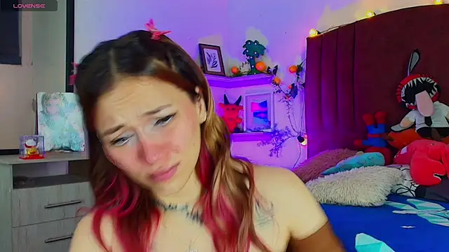 alisson zafiro  online show from 11.15.25