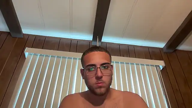 Snapshot of Sexybaaybee chatting on 09.17.25 Sexybaaybee online show from 09.17.25