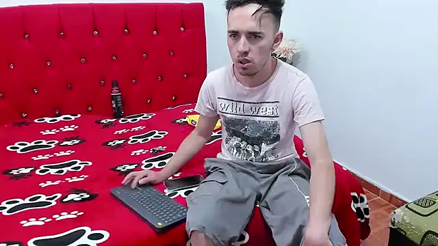 Snapshot of big-dicktop23 chatting on 12.15.24 big-dicktop23 online show from 12.15.24