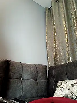 Snapshot of kinkybeby chatting on 12.20.25 kinkybeby online show from 12.20.25